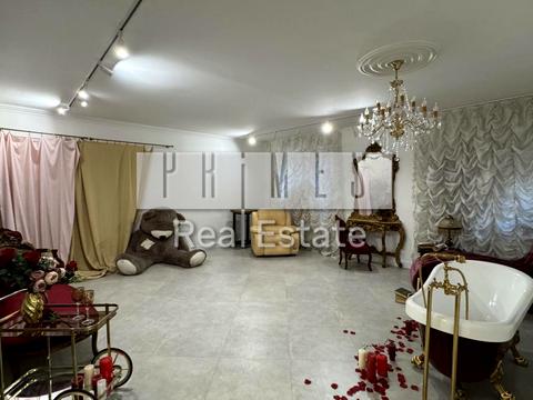 комерційна за адресою Вишгородська вул., 4а