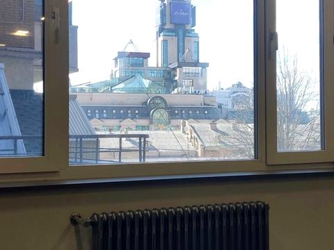 комерційна за адресою Київ, Кропивницького вул., 8