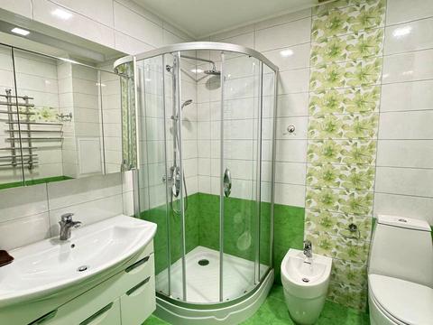 квартира за адресою Василя Симоненка вул., 5-А