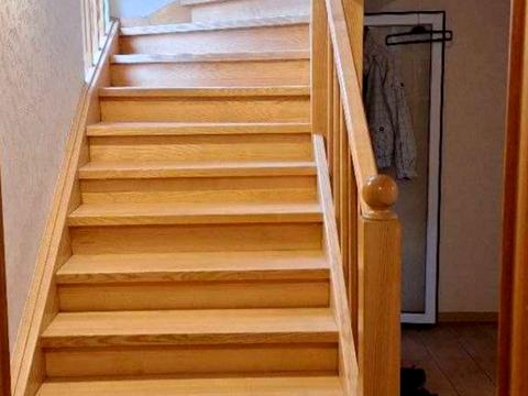 будинок за адресою Богатирська вул.