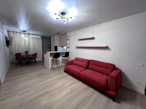 квартира за адресою Степана Бандери вул., 77-Б