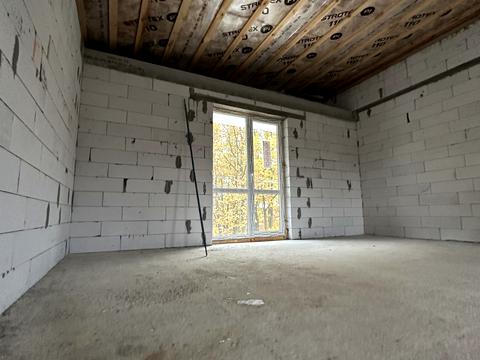 будинок за адресою Незламності вул. (Комарова), 15