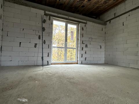 будинок за адресою Незламності вул. (Комарова), 15