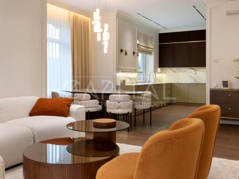 дом по адресу набережна