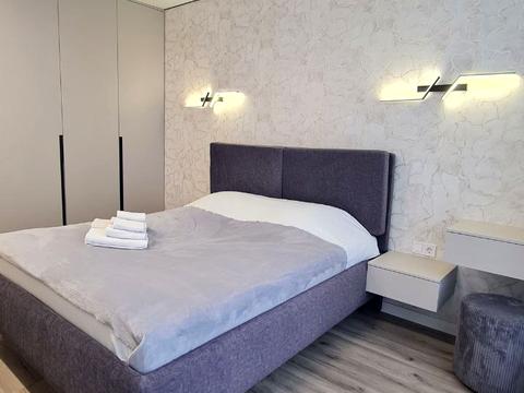 квартира по адресу Олександра Олеся ул., 5-А