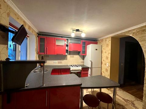 будинок за адресою Лялі Ратушної вул., 121