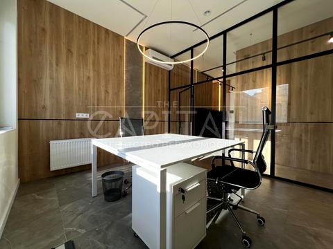 комерційна за адресою Київ, Антоновича вул. (Горького), 44