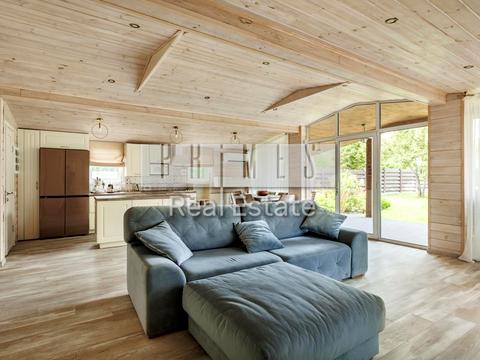 будинок за адресою Сонячна вул.