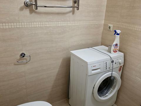 квартира за адресою Академіка Глушкова просп., 9-Г