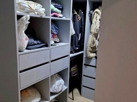 квартира по адресу Гвардейцев-Широнинцев ул., (Будинок 8)