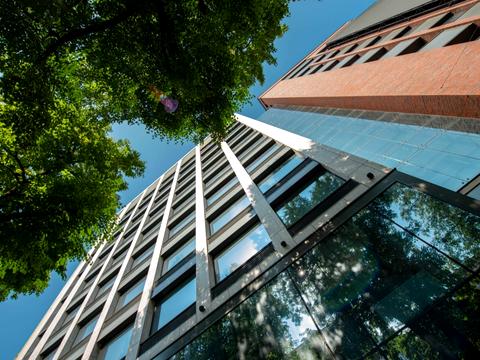 комерційна за адресою Саксаганського вул., 53/80