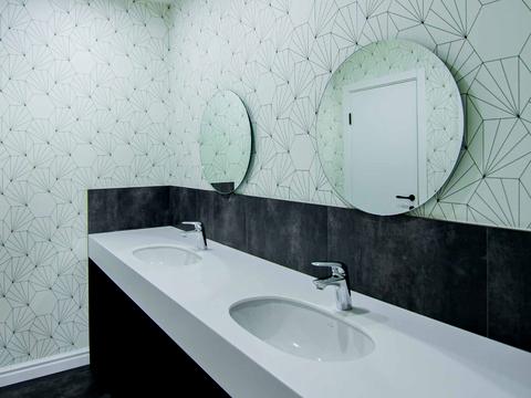 комерційна за адресою Саксаганського вул., 53/80