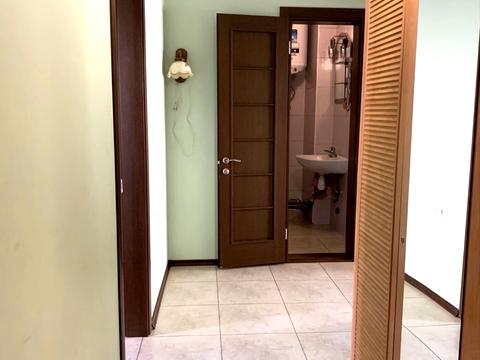 квартира за адресою Зоопаркова вул., 10