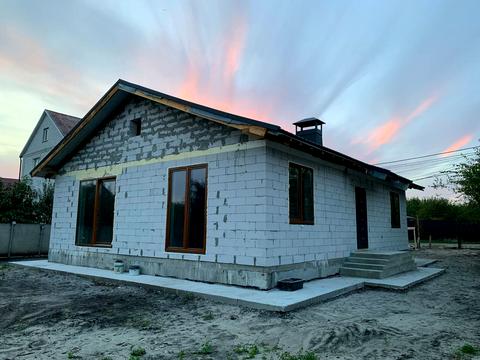 будинок за адресою Вишнева вул.