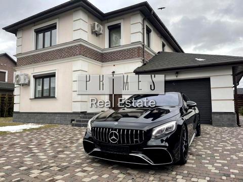 будинок за адресою с. Гатне, Академічна вул., 12