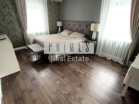 будинок за адресою с. Гатне, Академічна вул., 12