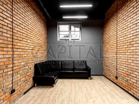 комерційна за адресою Гетьманська вул., 126/13