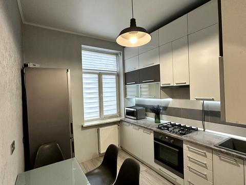 квартира за адресою Марка Вовчка вул., 4