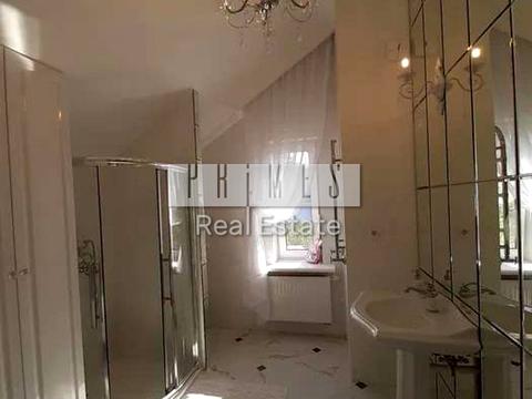 будинок за адресою Грушевського вул., 2