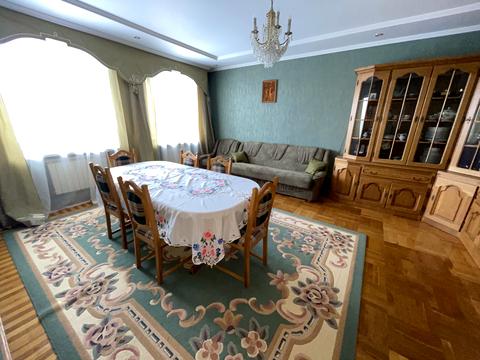 будинок за адресою Сонячна вул.