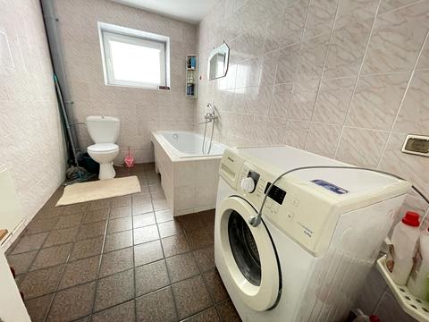 будинок за адресою Сонячна вул.