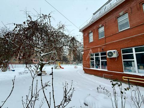 комерційна за адресою Дніпровська вул., 2