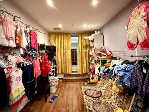 комерційна за адресою Дніпровська вул., 2