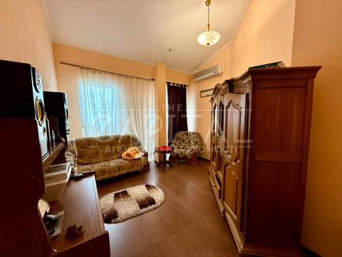 комерційна за адресою Дніпровська вул., 2