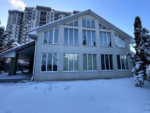 будинок за адресою Лесі Українки вул.