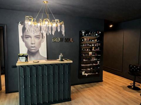 комерційна за адресою Михайла Бойчука вул. (Кіквідзе), 22