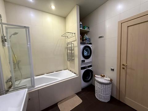 квартира за адресою Лабораторна вул., 8