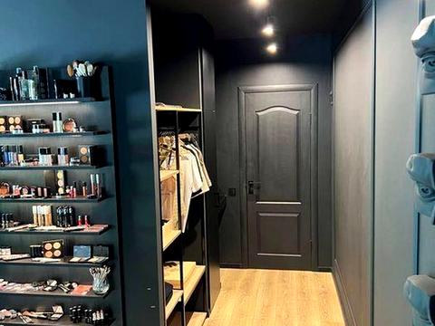 комерційна за адресою Михайла Бойчука вул. (Кіквідзе), 22