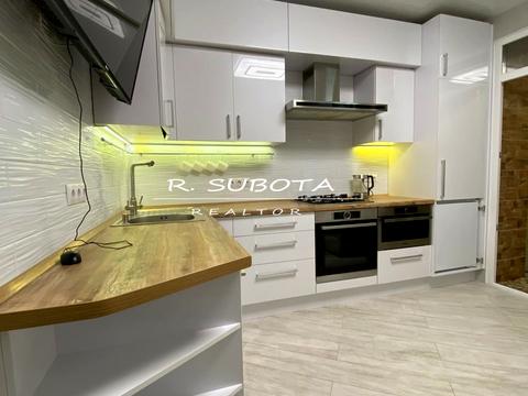 квартира за адресою Високовольтна вул., 14-Д