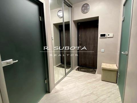 квартира за адресою Високовольтна вул., 14-Д