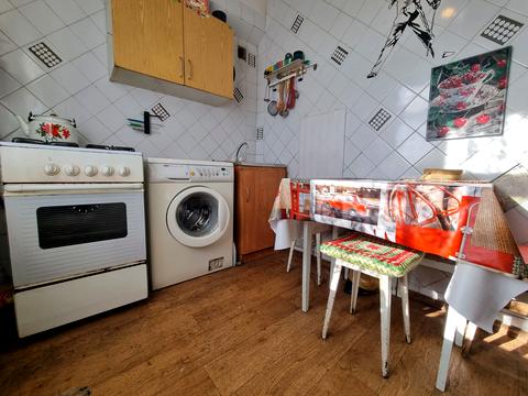 квартира за адресою Героїв полку "Азов" вул. (Маршала Малиновського), 25-Б