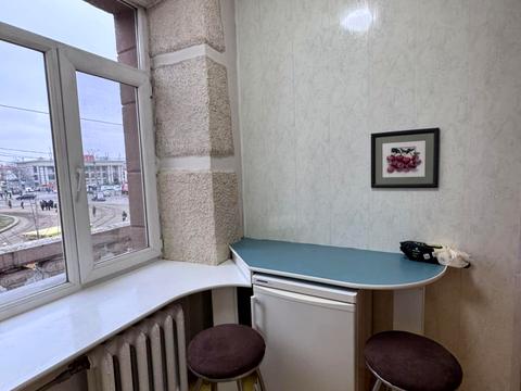 квартира за адресою Вокзальна пл. (Петровського), 2