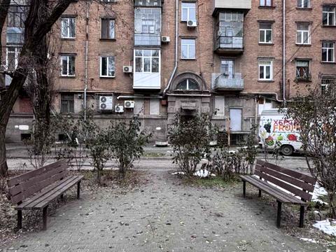 квартира за адресою Вокзальна пл. (Петровського), 2