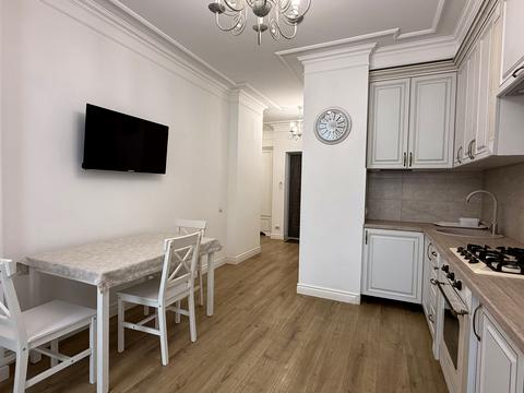 квартира за адресою Залізнична вул., 9