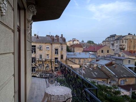 квартира за адресою Військовий узвіз, 13-А