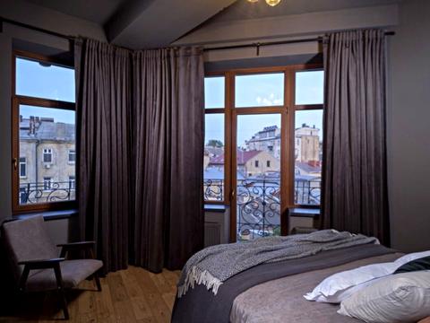 квартира за адресою Військовий узвіз, 13-А