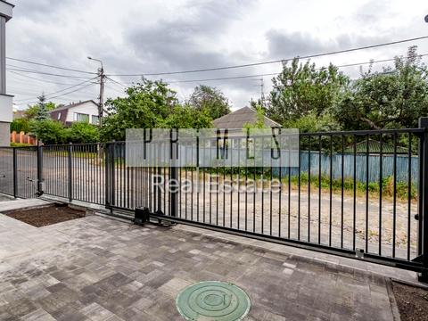 коммерческая по адресу Зверинецкая ул., 14