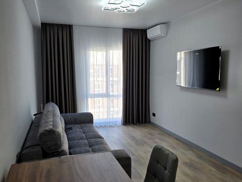 квартира за адресою Михайла Максимовича вул. (Онуфрія Трутенка), (Будинок «Віндзор»)