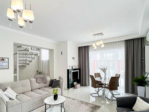 будинок за адресою Андрея Шептицького вул.