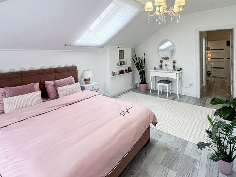 будинок за адресою Андрея Шептицького вул.