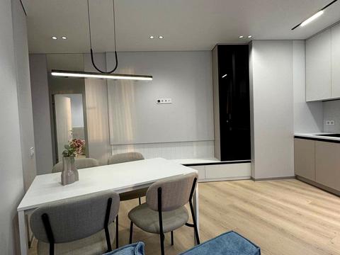 квартира за адресою Родини Крістерів вул., 2