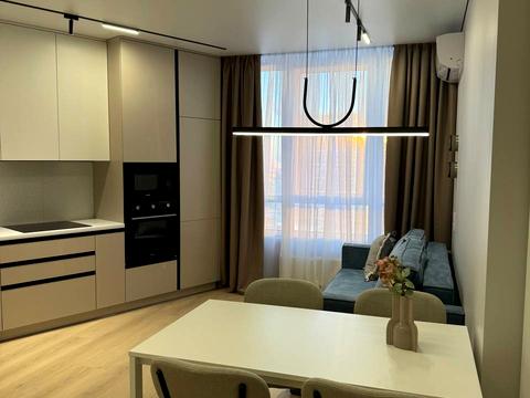 квартира за адресою Родини Крістерів вул., 2