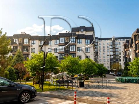 квартира за адресою Щаслива вул., (Будинок 20/10)