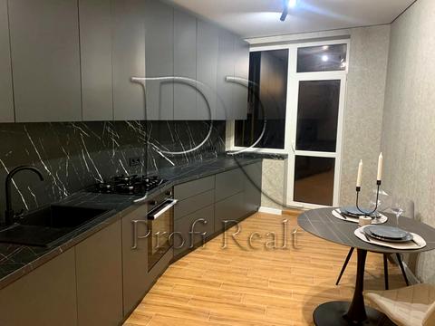 квартира за адресою Щаслива вул., (Будинок 20/10)