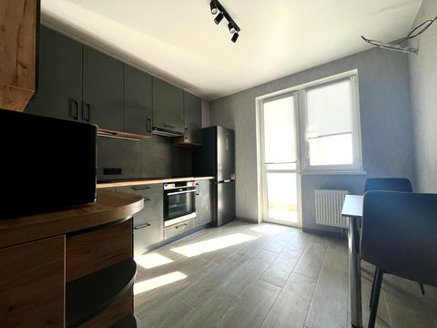 квартира за адресою Ревуцького вул., 40-В