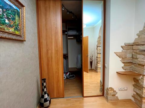 квартира за адресою Межигірська вул., 28